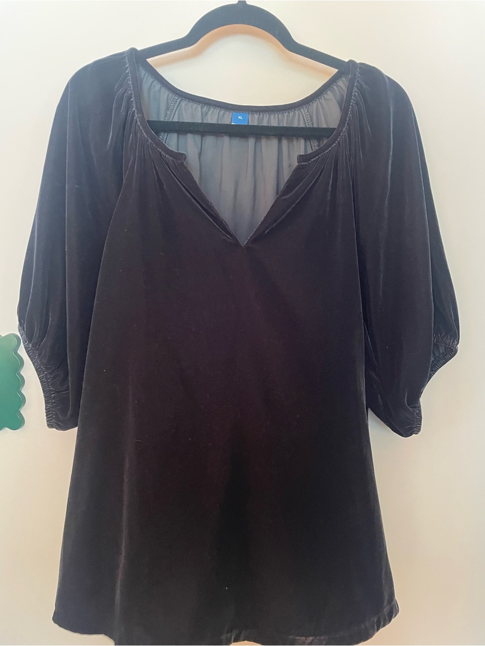 Classic Black Velvet Women's Blouse - Old Navy
